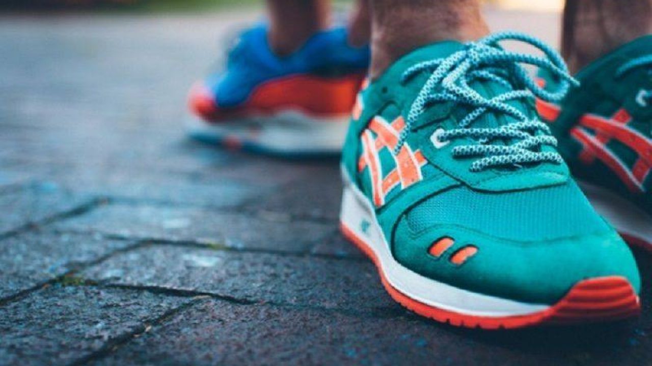 Ronnie Fieg x Asics Gel Lyte III East Coast Project Pack