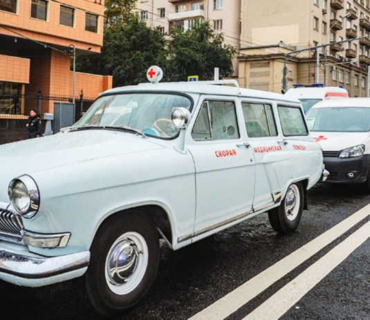 «Белые халаты» на колесах. Антология автомобилей скорой помощи