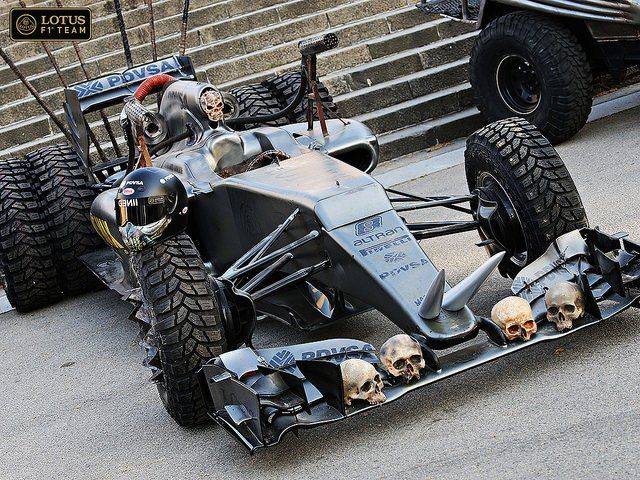 Mad-Max-Hybrid-от-Lotus-3