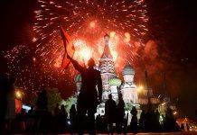 Парад Победы в Москве глазами иностранцев Парад Победы в Москве глазами иностранцев - Stone Forest