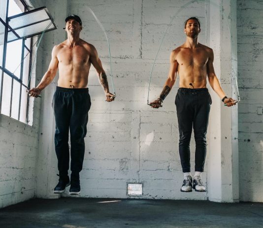 Тренировка со скакалкой тренировка со скакалкой