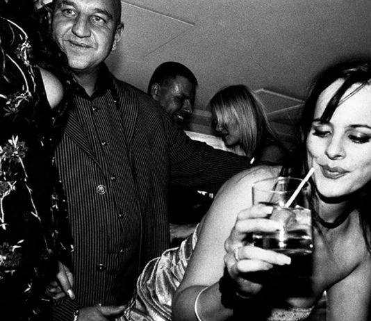 Гангстеры уже не те: Дэйв Кортни Дэйв Кортни - Stone Forest