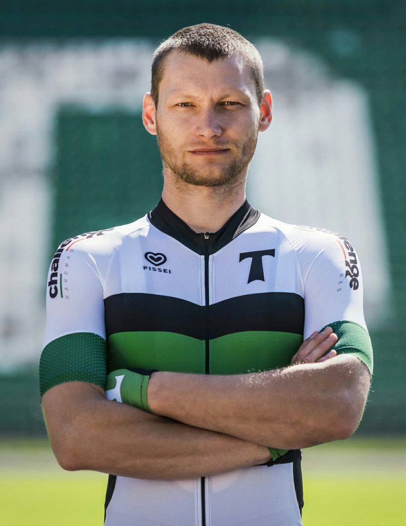 Новая форма велосипедной команды Торпедо Москва из ДСО на фото ...