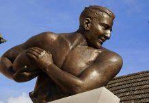 Князь Оболенский – легенда английского регби Князь Оболенский - Stone Forest