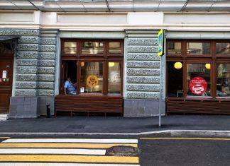 Кофейня ДаблБи в Милютинском переулке. Первая кофейня сети даблби милютинский