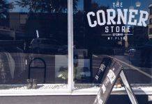The Corner Store – магазин на углу The Corner Store Vancouver - Stone Forest
