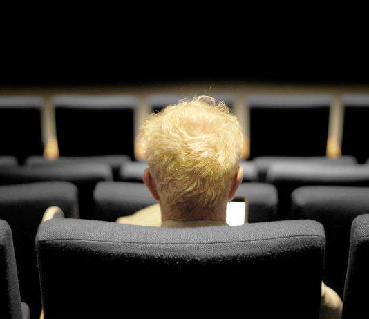 Изучаем киноязык – режиссерская, расширенная, театральная и другие версии фильмов Версии фильмов - Stone Forest