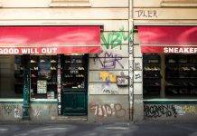 Магазин The Good Will Out – центр притяжения немецких сникерхедов The Good Will Out - Stone Forest