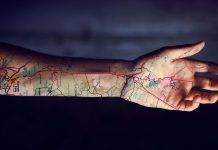 47 идей татуировки для заядлых путешественников Идея для татуировки путешественников - Stone Forest