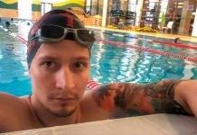 Плечо пловца