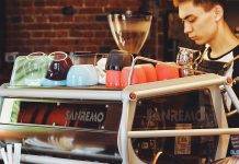 Point 242: про кофейню с самыми уютными подоконниками