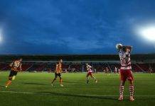 История бродяг из Донкастера Донкастер Роверс - Stone Forest