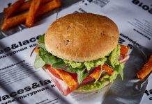 FACES&LACES и Burger Heroes выпускают коллаборационный бургер FACES LACES x Burger Heroes - Stone Forest