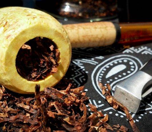 Бренд курительных трубок-корнкобов Missouri Meerschaum Missouri Meerschaum - Stone Forest
