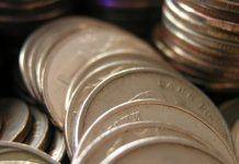 Опять с курсом рубля в России чудят Падение российского рубля - Stone Forest