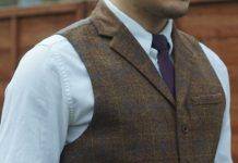 Жилетки из твида – casual стиль с английским оттенком Твидовый жилет - Stone Forest