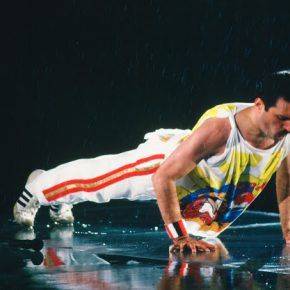 Freddie-Mercury-8