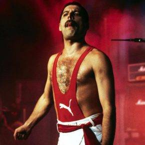 freddie-mercury-na-scene-2