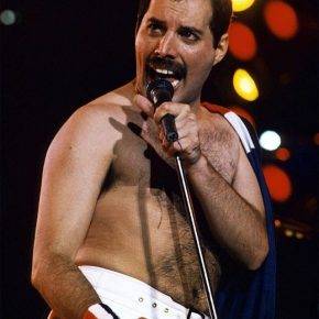 freddie-mercury-na-scene-4