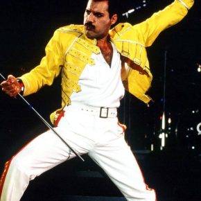 freddie-mercury-na-scene-6