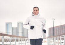 Зимняя пробежка: советы по технике бега и экипировке от Nike Running Club Зимняя пробежка - Stone Forest