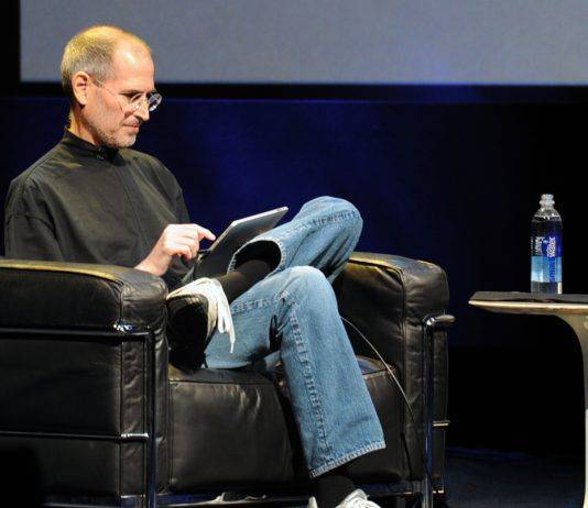 Стив Джобс – человек, стоявший у истоков цифровой революции Стив Джобс - Каменный лес Stone Forest