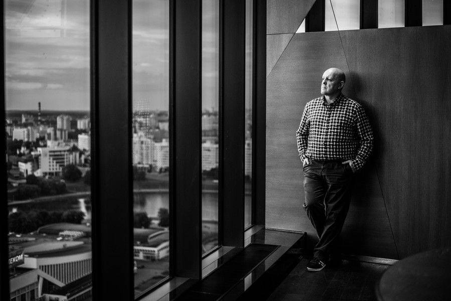 Дуги Бримсон - биография английского писателя, книги, фанаты ...