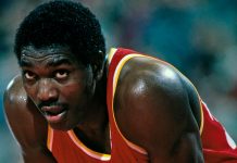 Хаким Оладжьювон: баскетболист, создавший фирменные движения “Dream Shake” Hakeem Abdul Olajuwon