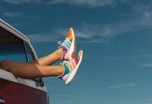 adidas Consortium × Nice Kicks UltraBOOST “Woodstock” — кроссовки в честь 50-летия фестиваля