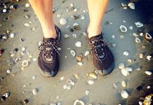 Merrell: идеальная обувь для активного отдыха и симпатичная одежда к ней Бренд Merrell - Каменный лес Stone Forest