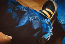 Джинсы bootcut — из американских прерий на городские улицы Джинсы буткат - Каменный лес Stone Forest