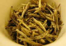 Секреты белого чая Бай Хао Инь Чжень Бай Хао Инь Чжень - Каменный лес Stone Forest