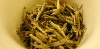 Секреты белого чая Бай Хао Инь Чжень Бай Хао Инь Чжень - Каменный лес Stone Forest