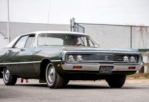 Chrysler Newport: от рассвета до заката Chrysler Newport - Каменный лес Stone Forest