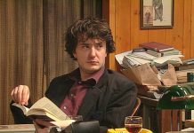 8 британских ситкомов или всё что нужно знать об английском юморе 8 британских ситкомов - Каменный лес Stone Forest