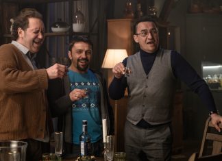 Новогодняя комедия “Обратная связь”. Как Ирина Горбачева проект “Квартета И” вытаскивала Обратная связь фильм 2020 отзыв - Каменный лес Stone Forest