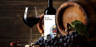 Вино как произведение искусства: обновленная линейка грузинских вин Zurab Tsereteli от Tsereteli Winery Zurab Tsereteli от Tsereteli Winery - Каменный лес Stone Forest