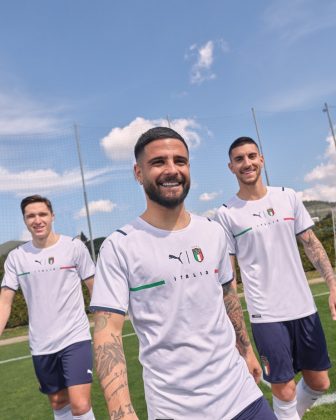 Форма сборной Италии по футболу 2021 - Каменный лес Stone Forest