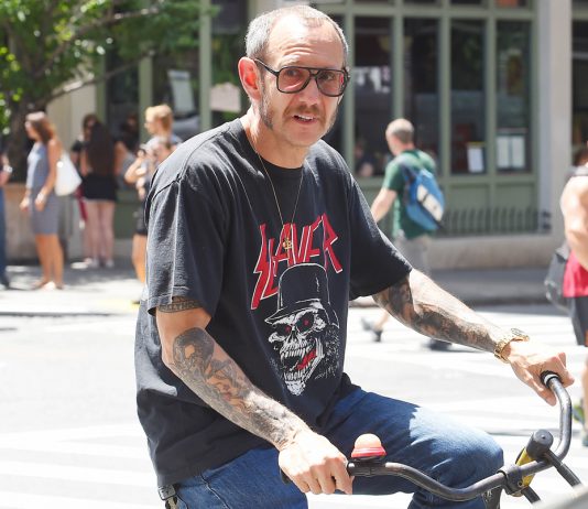 История жизни знаменитого фотографа Терри Ричардсона Терри Ричардсон - Каменный лес Stone Forest