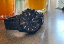 Обзор на часы Casio EDIFICE EFV-540DC-1AVUEF: спорт в металлической оправе Casio EDIFICE EFV-540DC-1AVUEF - Каменный лес Stone Forest