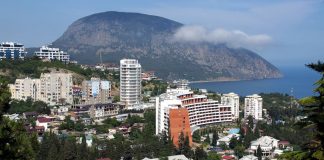 Удивительный мир Гурзуфа Достопримечательности Гурзуфа - Каменный лес Stone Forest