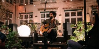 Новое видео Хосе Гонсалеса в проекте Welcome Sessions Хосе Гонсалес - Каменный лес Stone Forest