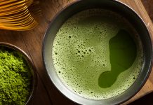 Удивительное растение матча: чай и десерт в одном флаконе Чай матча - Каменный лес Stone Forest