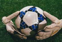 Экипировка футбольного вратаря: описание и функции основных элементов снаряжения Экипировка футбольного вратаря