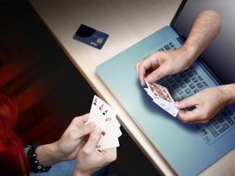 Как играть в онлайн покер