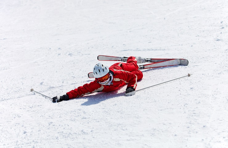 Как правильно падать на лыжах