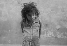 Индия, которую мы не знаем. В Галерее классической фотографии откроется выставка «Восемь миллионов четыреста тысяч шагов» Выставка Восемь миллионов четыреста тысяч шагов