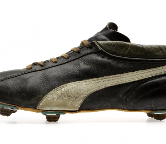 Первые футбольные бутсы компании Puma