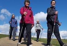 5 причин, по которым северная ходьба с палками полезна для пожилых женщин Польза скандинавской ходьбы для пожилых женщин