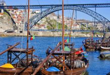 Самостоятельная пешеходная экскурсия по городу Порту Экскурсия по городу Порту